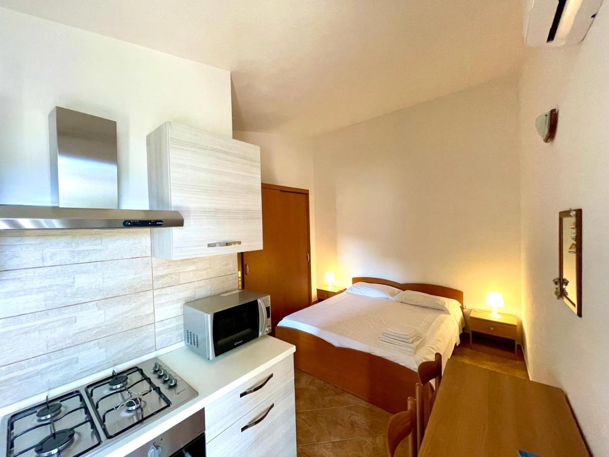 Ferienwohnung Monolocale Italia Tergu Exterior foto